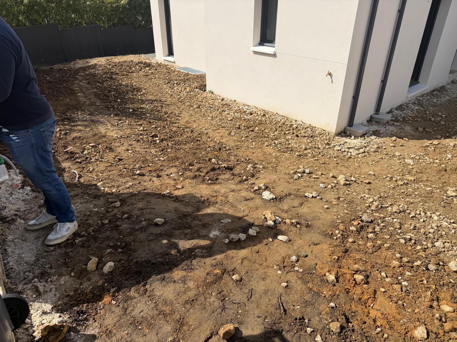 Terrain avant travaux terrassement Orgeval